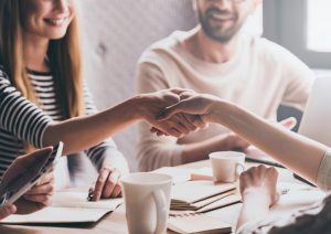 Der Richtige Haendedruck