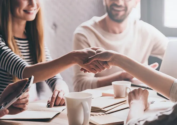 Der Richtige Haendedruck